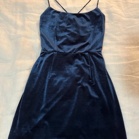 NBD X Revolve Lauren Bodycon Dress | Size Medium Navy Velvet color Nightfall - Picture 4 of 6